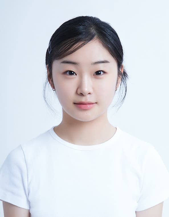 Portrait of Annabel Hyunchin Lee